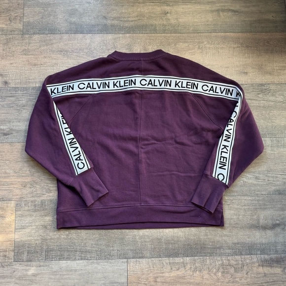 Calvin Klein Crew Neck - Picture 1 of 6